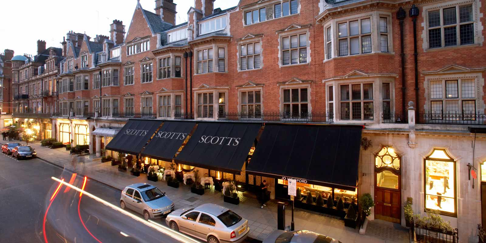 Cloakroom Attendant in Mayfair, Central London (W1), W1K 2RL Scott's