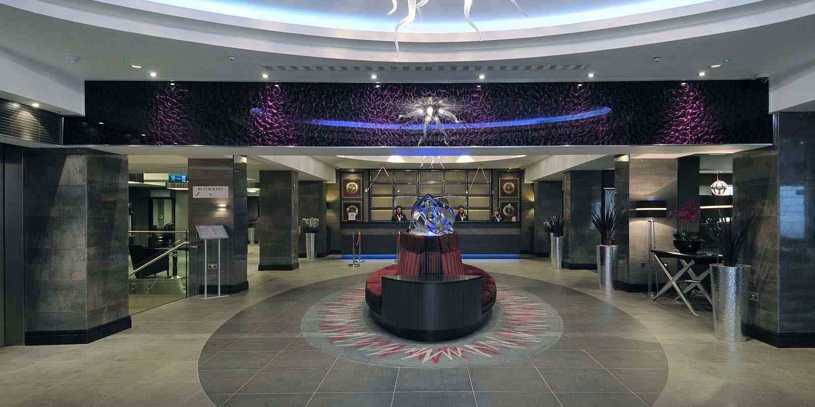 Reception Shift Leader in Grays Inn, Central London (WC1), WC1B 4BH